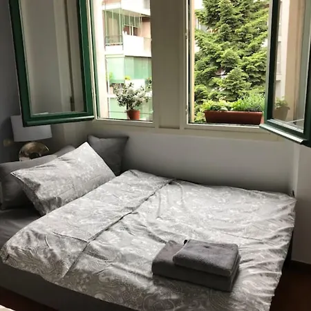 Private Close To The Metro Appartement Milaan